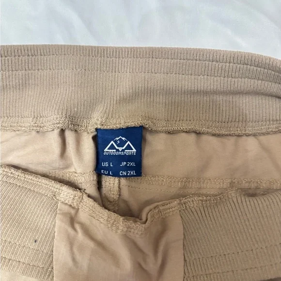 Men's Tan Cargo Pants - Picture 3 of 6